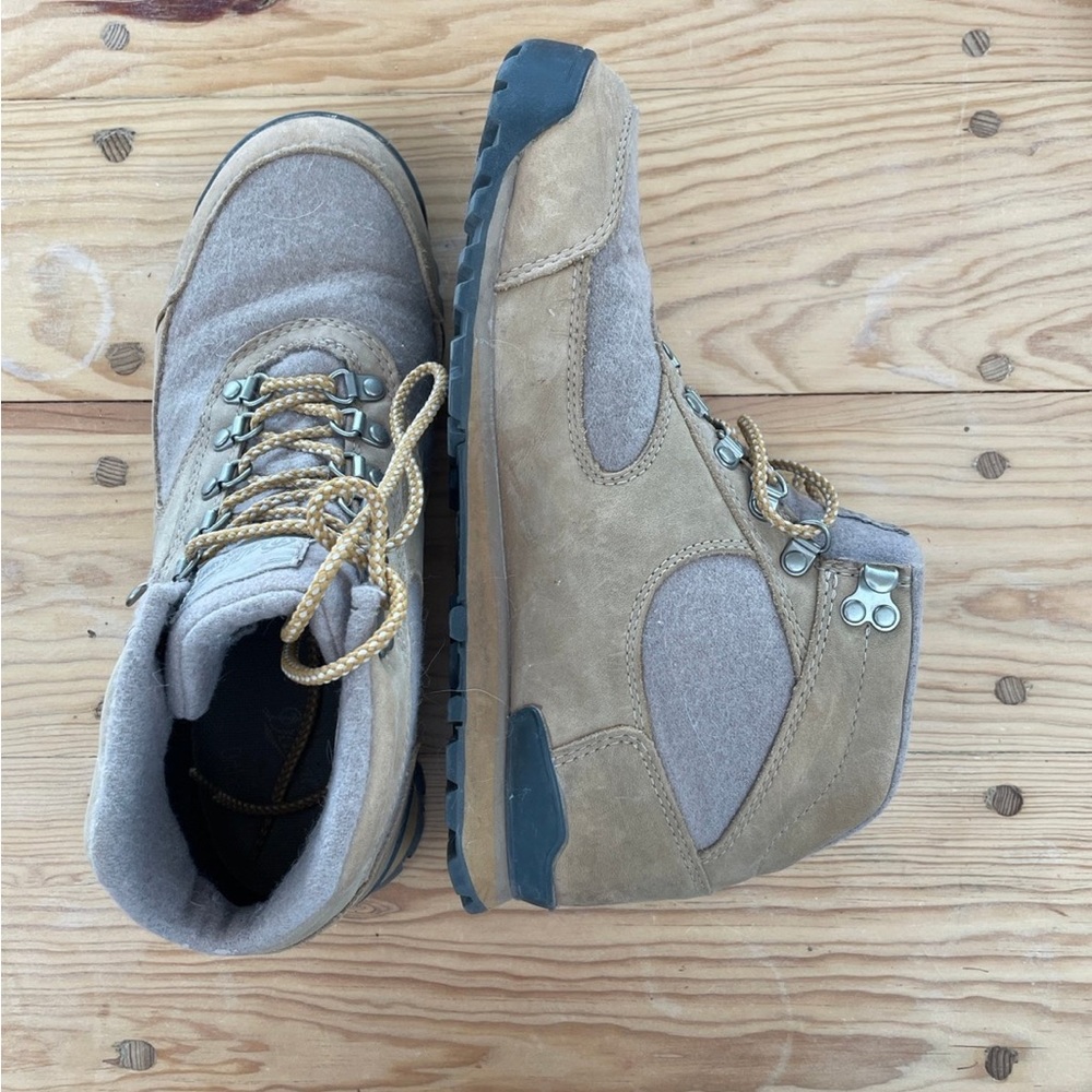 Women’s Danner Jag Wool